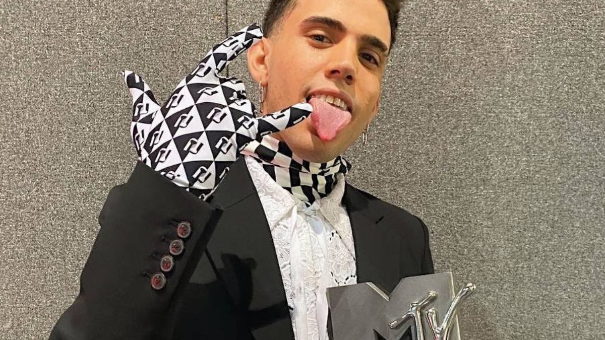 Aka 7even MTV Emas