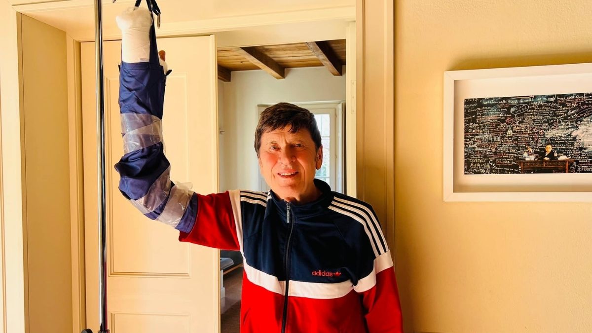 Gianni Morandi operato a una mano