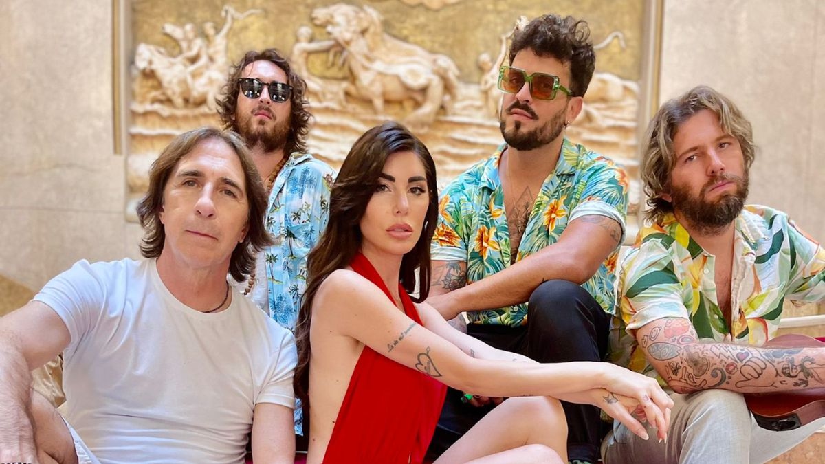 Bianca Atzei Playa Nera Get Far Bombai