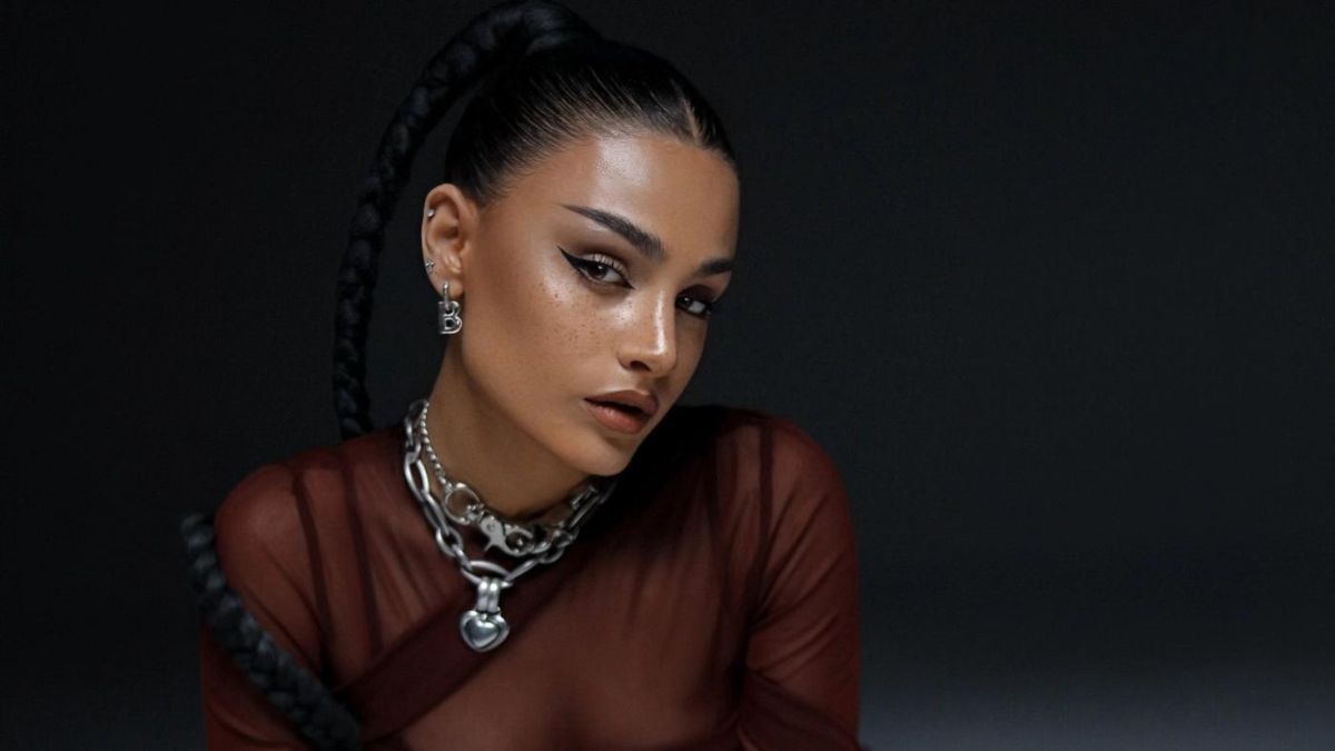 Eurovision 2023 Armenia Brunette