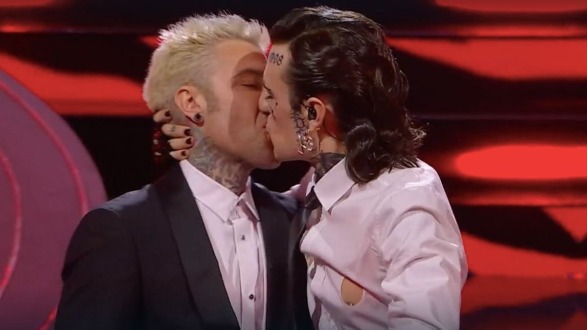 Rosa Chemical Fedez