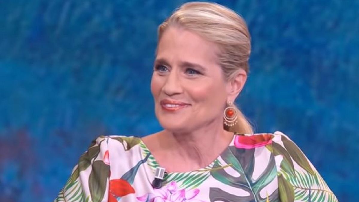 Heather Parisi ufficiale giudiziario