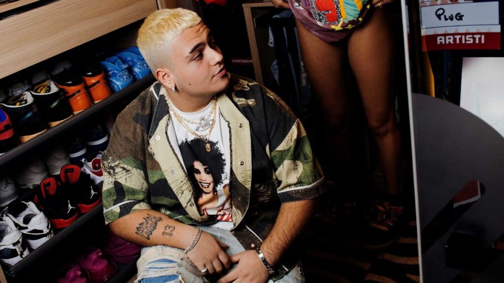 Plug Scarpe & Collane, linee melodiche morbide e sound versatile