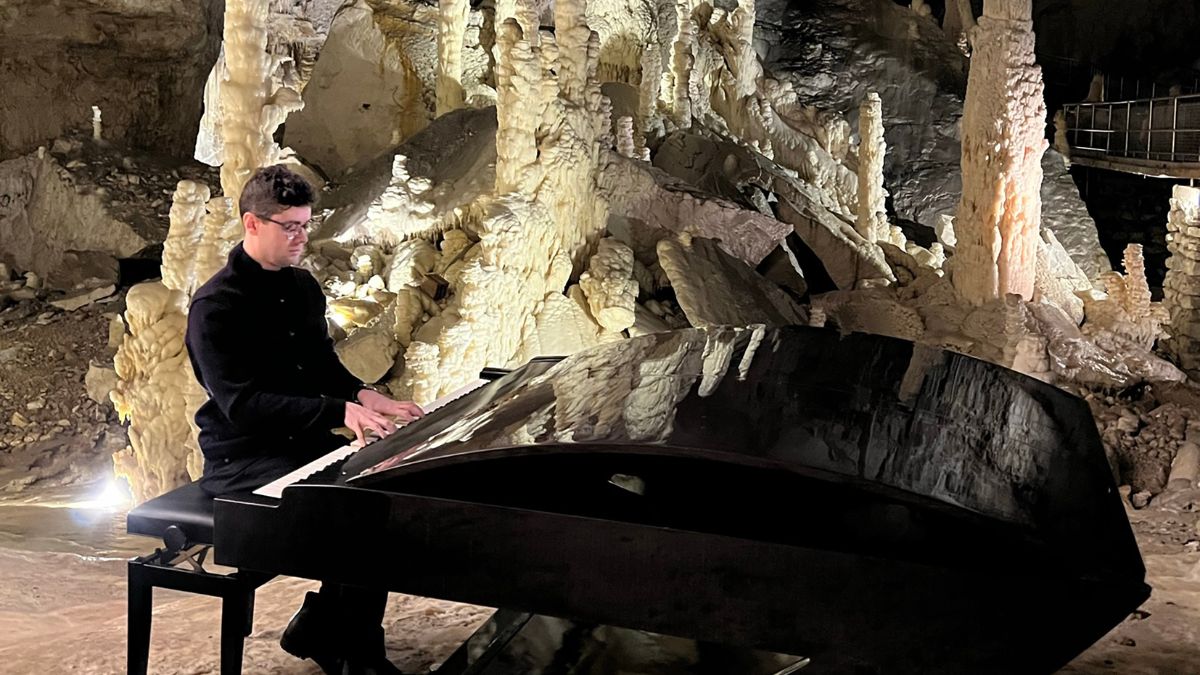 Alessandro Martire Frasassi