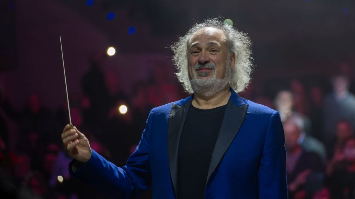 Diego Basso Plays Queen