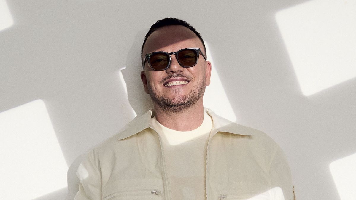 Gigi D Alessio Il Significato Delle Canzoni Del Nuovo Album Fra 