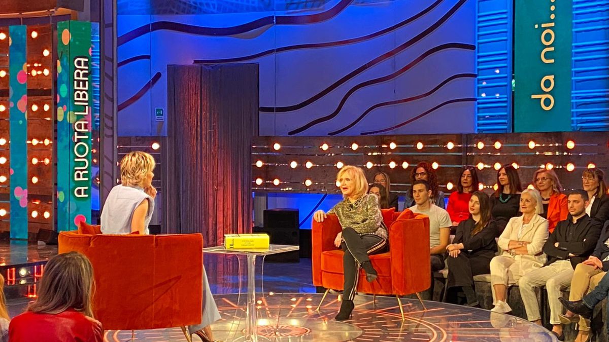 Rita Pavone Da noi a ruota libera