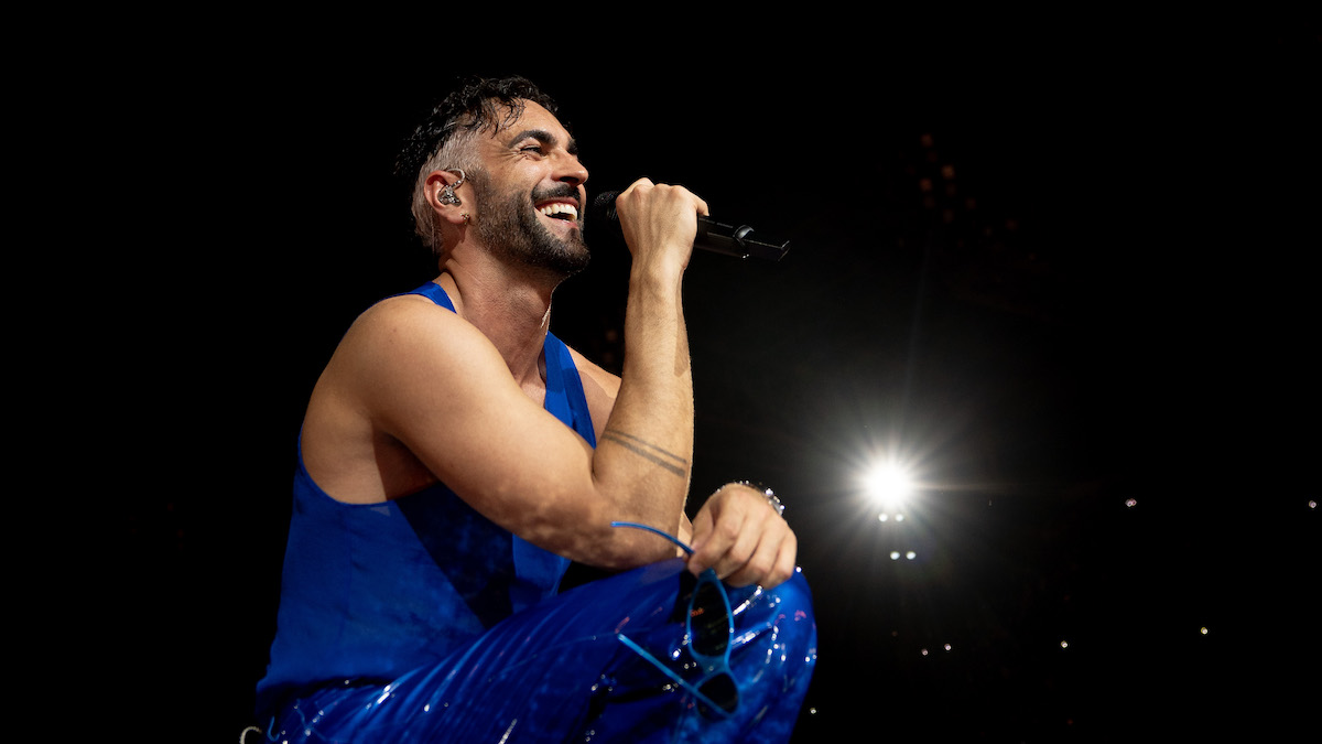 Marco Mengoni live a Capodanno a Olbia; un concerto evento per dare il benvenuto al 2026