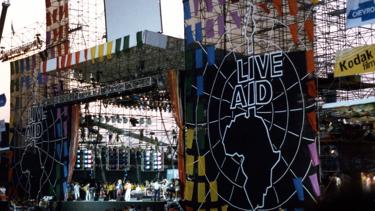 Live_Aid_at_JFK_Stadium,_Philadelphia,_PA