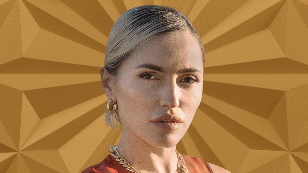 Apple Music - Serena Brancale - Cover dei canti di Natale