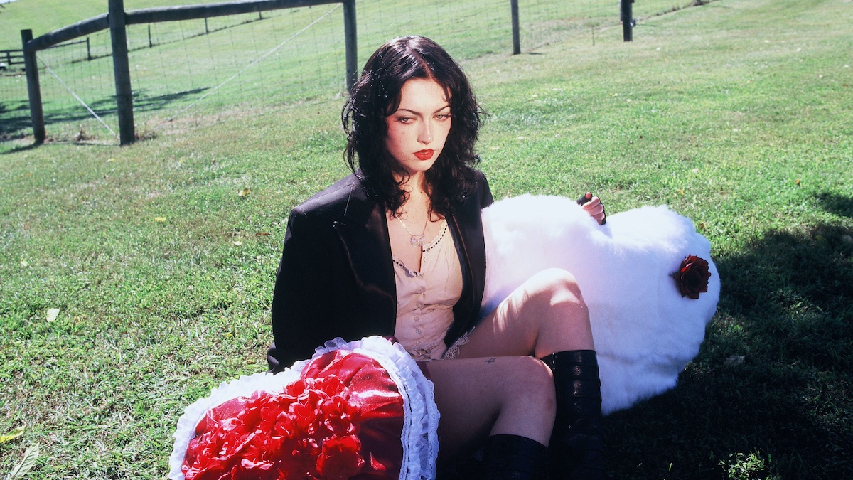 Violet Grohl - Cool Buzz