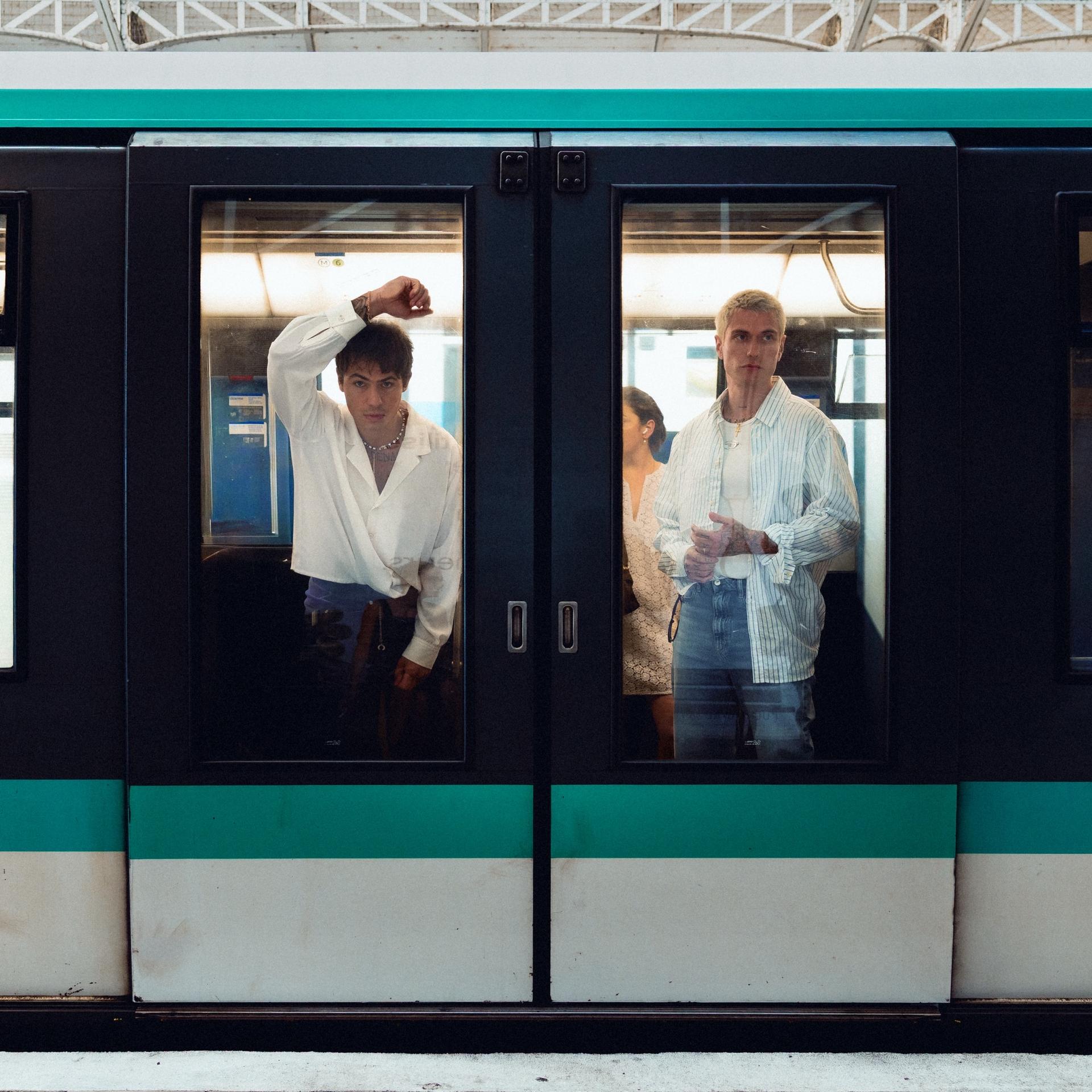 Benji & Fede, il significato delle canzoni dell’album “Quando viaggi da sola”